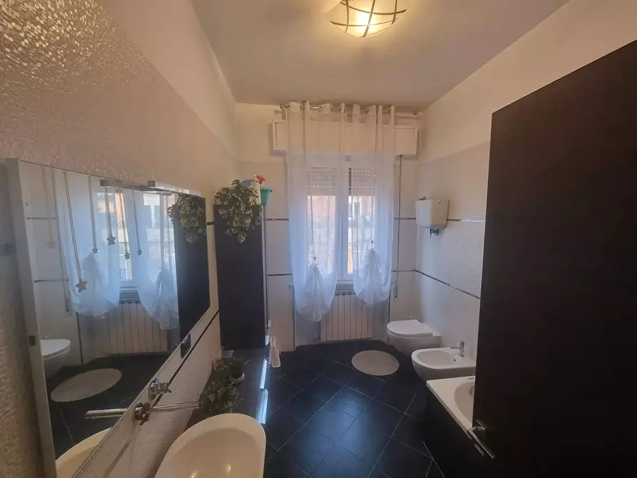 Immagine 18 di Appartamento in vendita  a Deruta