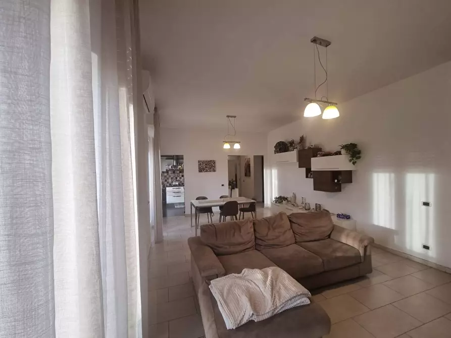Immagine 5 di Appartamento in vendita  a Deruta