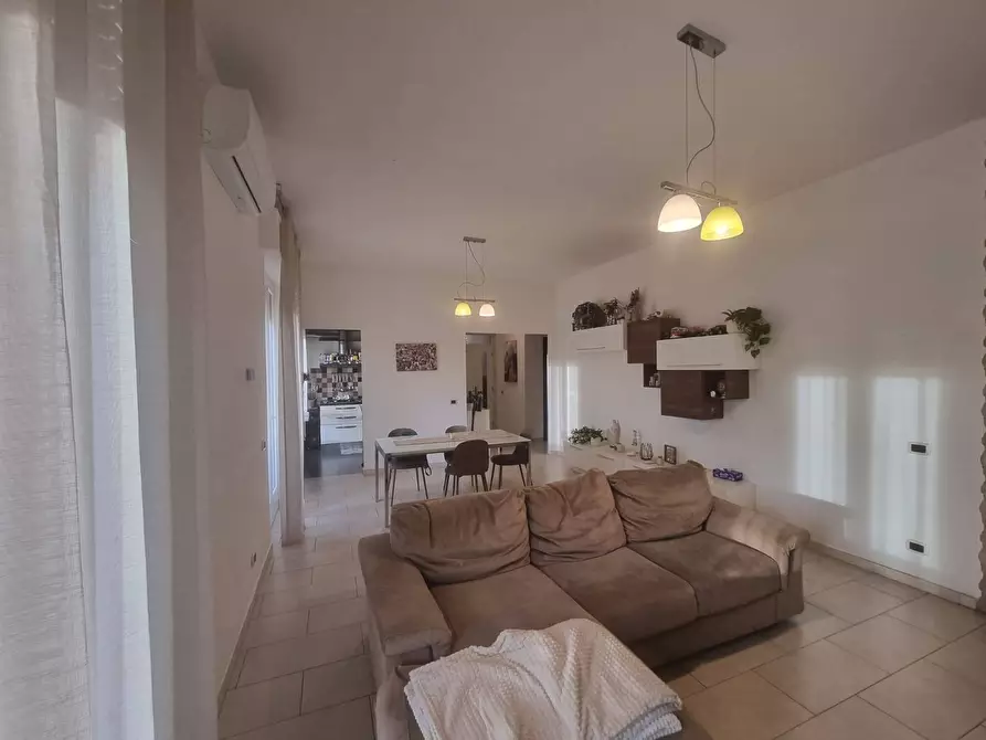 Immagine 3 di Appartamento in vendita  a Deruta
