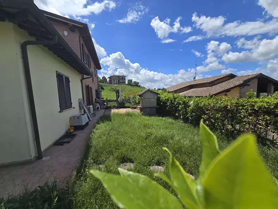 Immagine 2 di Appartamento in vendita  in Del Belvedere a Deruta