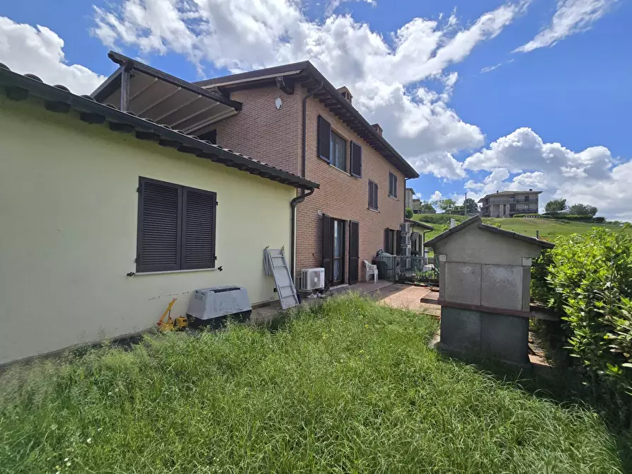 Immagine 34 di Appartamento in vendita  in Del Belvedere a Deruta