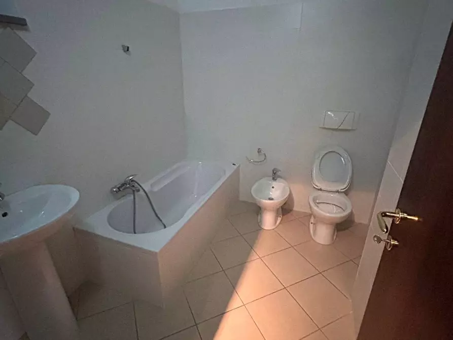 Immagine 14 di Appartamento in vendita  in Via Dei Mille 16 BIS a Deruta