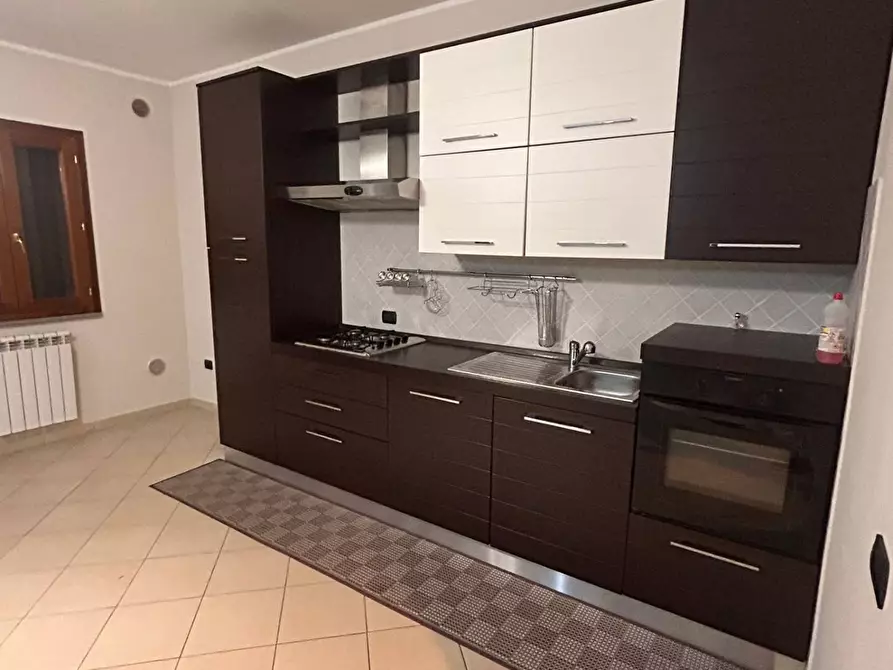 Immagine 8 di Appartamento in vendita  in Via Dei Mille 16 BIS a Deruta
