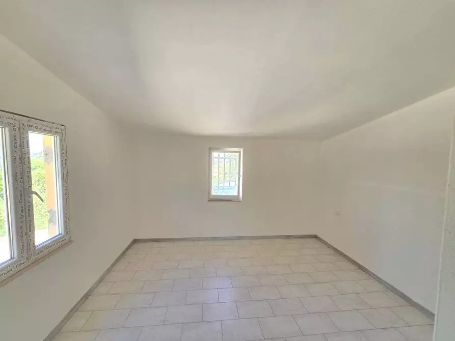 Immagine 17 di Casa indipendente in vendita  a Torgiano