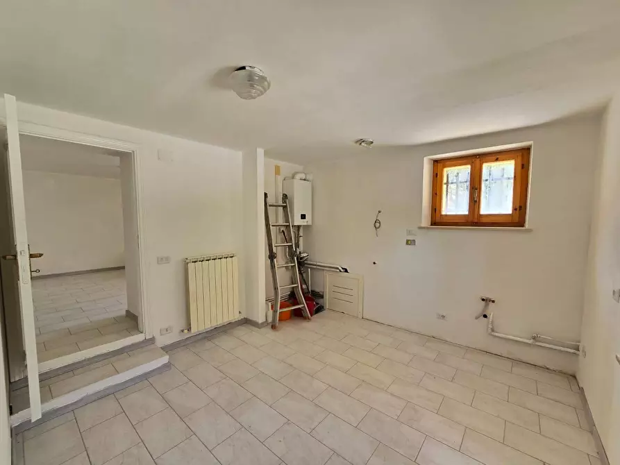 Immagine 8 di Casa indipendente in vendita  a Torgiano