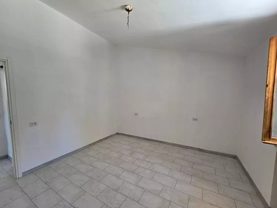 Immagine 20 di Casa indipendente in vendita  a Torgiano