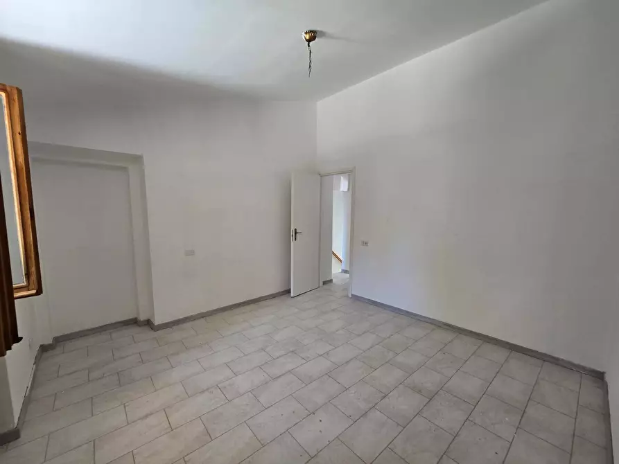 Immagine 23 di Casa indipendente in vendita  a Torgiano