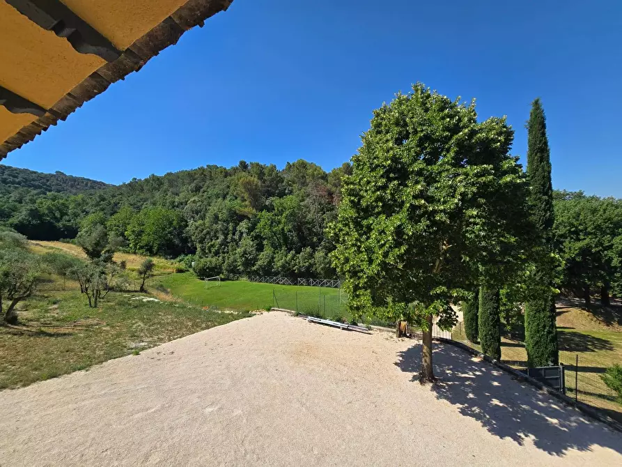 Immagine 27 di Casa indipendente in vendita  a Torgiano