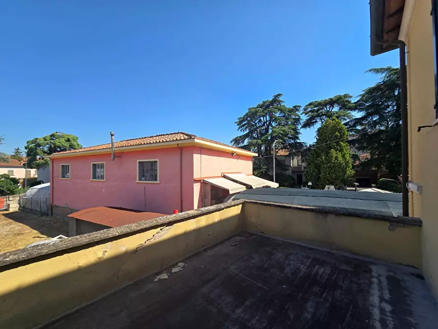 Immagine 22 di Casa indipendente in vendita  in Via Borgo Garibaldi 136 a Deruta