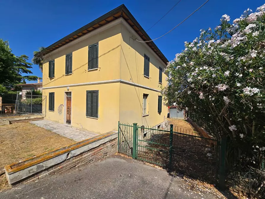 Immagine 1 di Casa indipendente in vendita  in Via Borgo Garibaldi 136 a Deruta