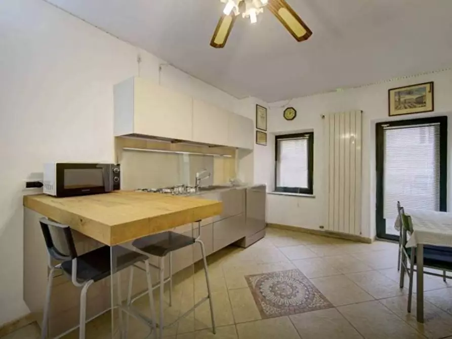 Immagine 5 di Casa indipendente in vendita  in VIA CRISTALLIERA 7 a Torino