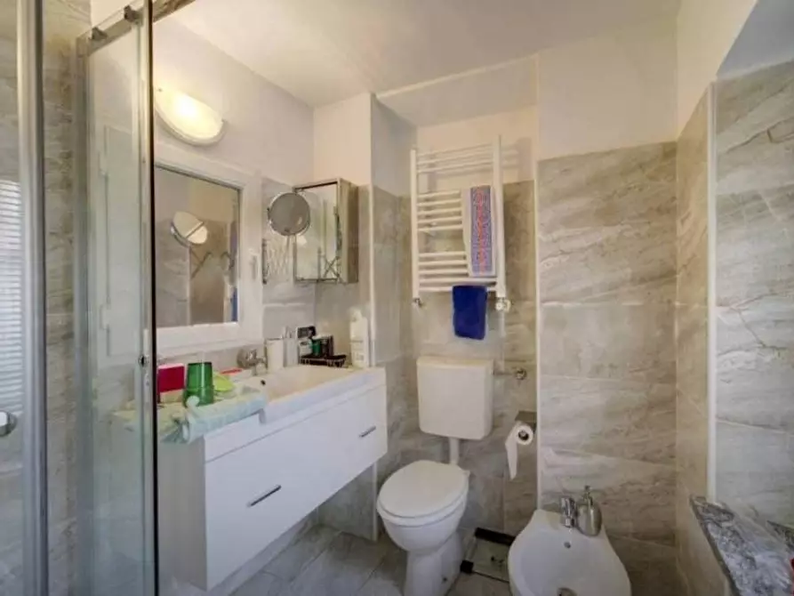 Immagine 10 di Casa indipendente in vendita  in VIA CRISTALLIERA 7 a Torino