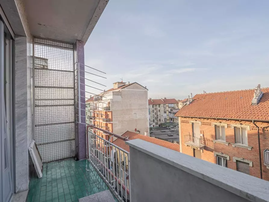 Immagine 13 di Appartamento in vendita  in Via Renato Martorelli 59 a Torino