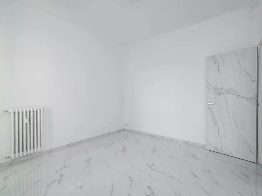 Immagine 14 di Appartamento in vendita  in Via Renato Martorelli 59 a Torino