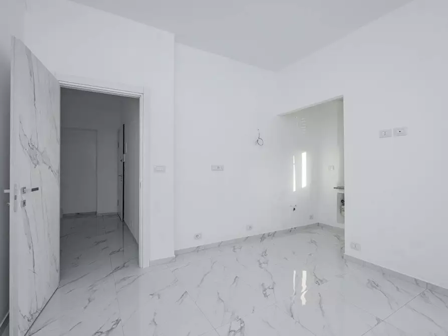 Immagine 17 di Appartamento in vendita  in Via Renato Martorelli 59 a Torino