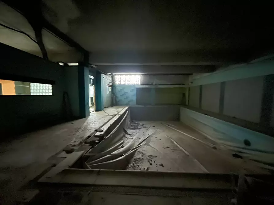 Immagine 5 di Capannone industriale in vendita  in Corso Trieste 23 a Torino