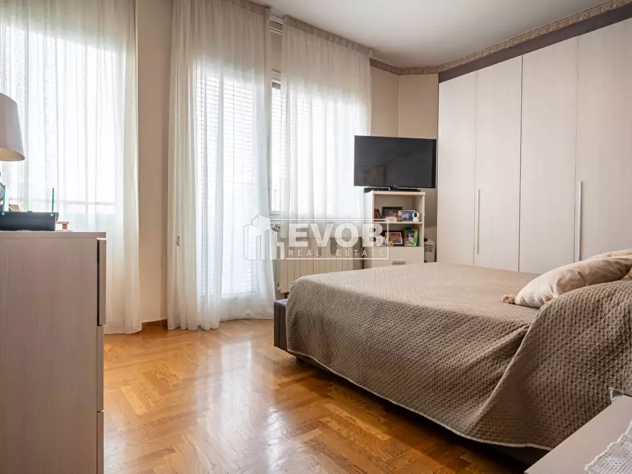 Immagine 16 di Appartamento in vendita  in Corso Traiano 28 a Torino