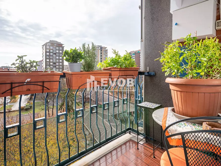 Immagine 17 di Appartamento in vendita  in Corso Traiano 28 a Torino