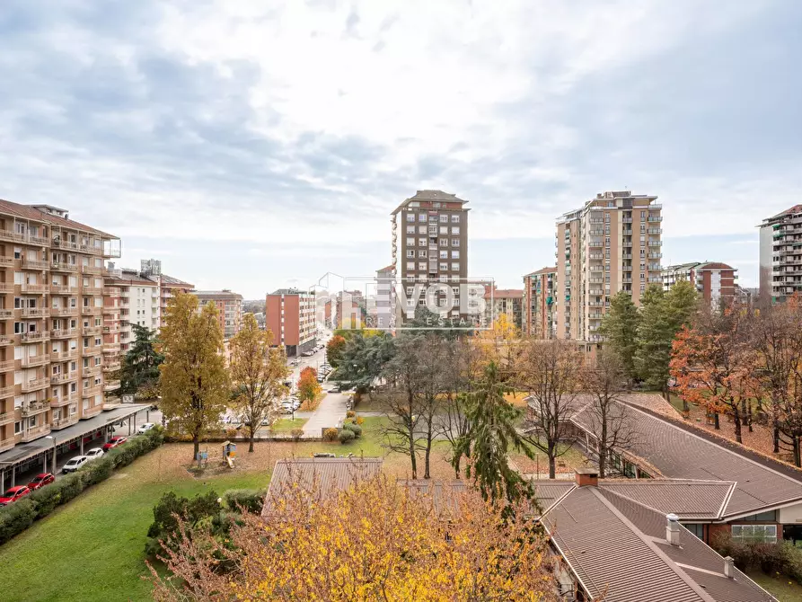 Immagine 18 di Appartamento in vendita  in Corso Traiano 28 a Torino