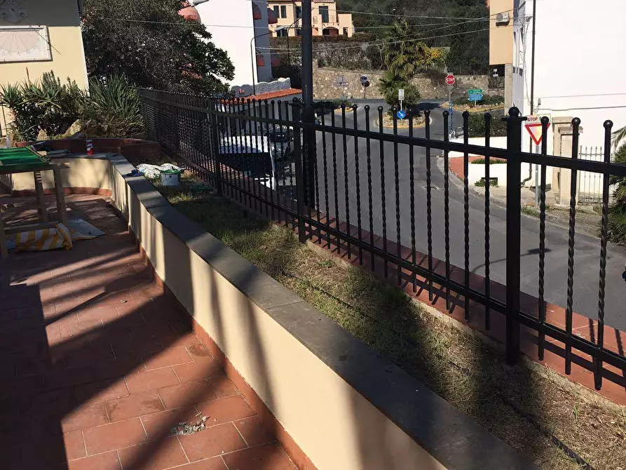 Immagine 3 di Casa indipendente in vendita  in Via  Sant'Elmo 10 a Diano Marina