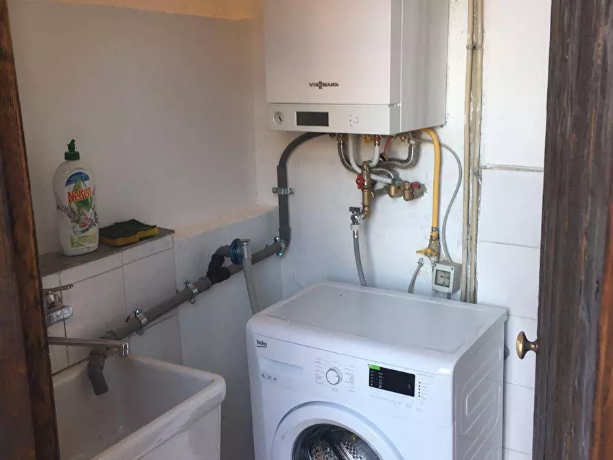 Immagine 19 di Casa indipendente in vendita  in Via  Sant'Elmo 10 a Diano Marina