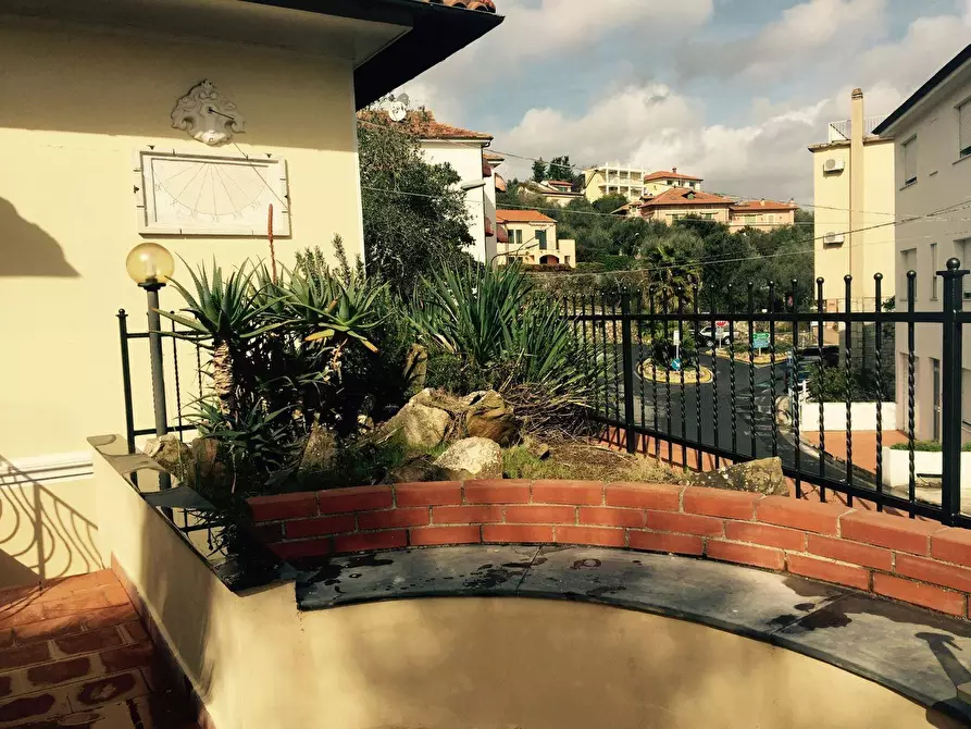 Immagine 34 di Casa indipendente in vendita  in Via  Sant'Elmo 10 a Diano Marina