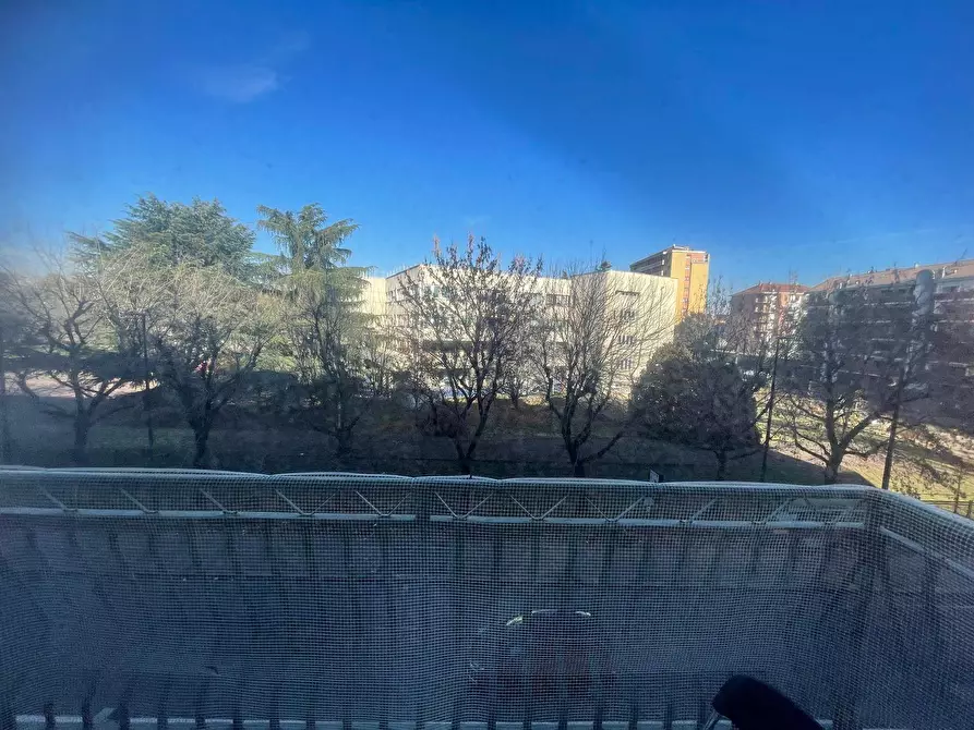 Immagine 30 di Appartamento in vendita  in Via Passo Buole 141 a Torino