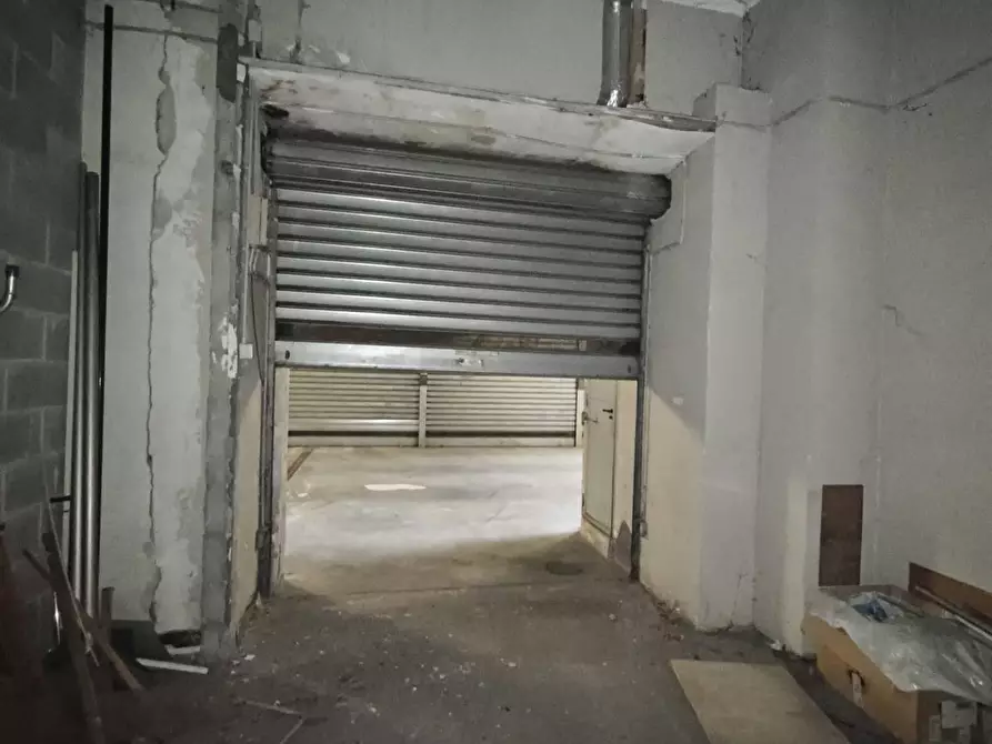 Immagine 11 di Box auto in vendita  in Corso Francia 351 a Torino