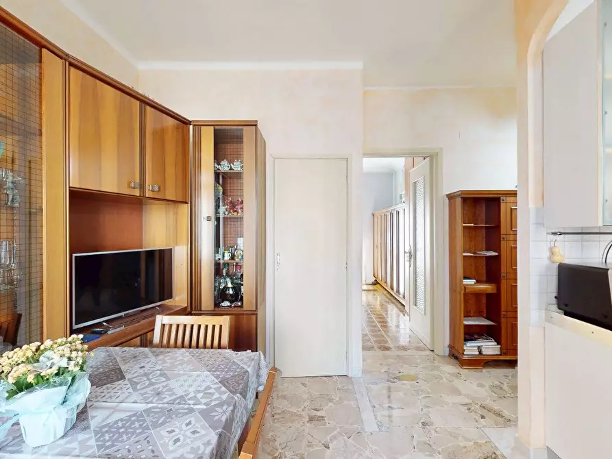 Immagine 15 di Appartamento in vendita  in via carroccio 6 a Torino