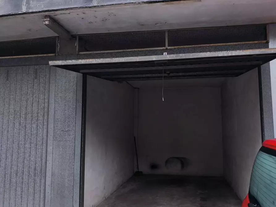 Immagine 3 di Box auto in vendita  in Corso Grosseto 301/A a Torino