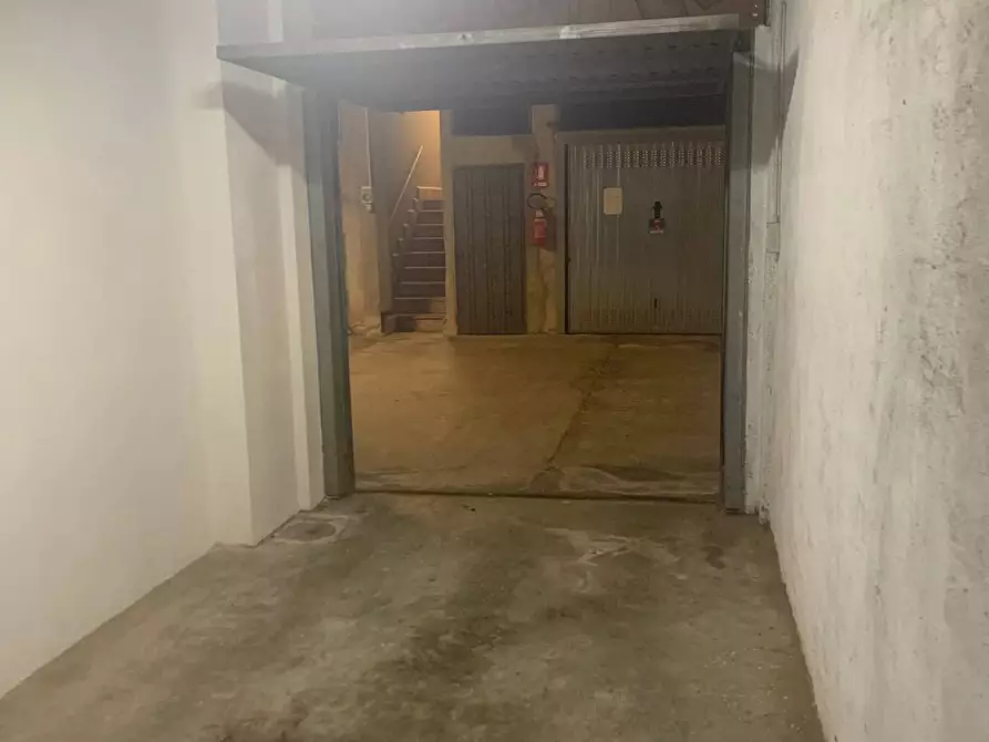 Immagine 18 di Box auto in vendita  in Via Olevano 115 a Grugliasco