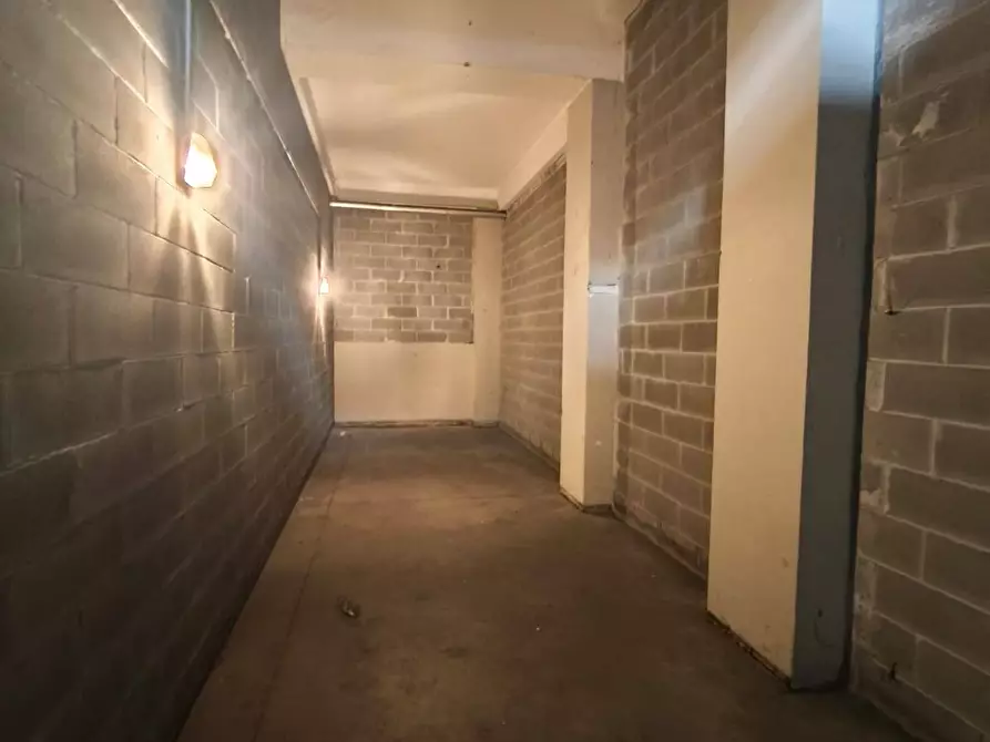 Immagine 5 di Box auto in vendita  in Corso Francia 351 a Torino