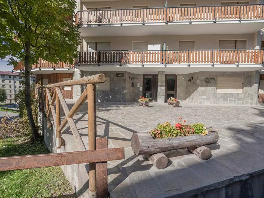 Immagine 6 di Appartamento in affitto  in Via Monfol 41 a Sauze D'oulx