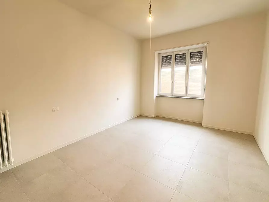 Immagine 10 di Appartamento in vendita  in Via Crevacuore 45 a Torino