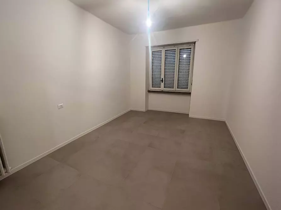 Immagine 15 di Appartamento in vendita  in Via Crevacuore 45 a Torino