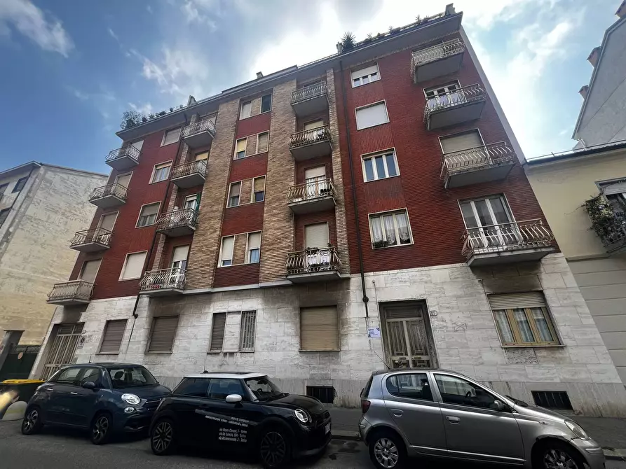 Immagine 18 di Appartamento in vendita  in Via Crevacuore 45 a Torino