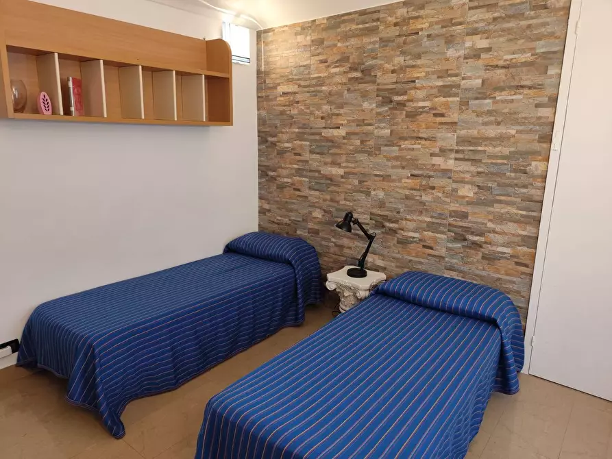 Immagine 8 di Appartamento in vendita  in Via Magenta 5 a Torino