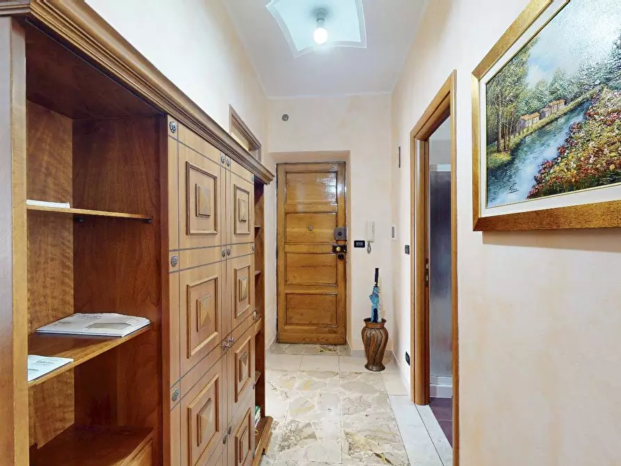 Immagine 3 di Appartamento in vendita  in via carroccio 6 a Torino