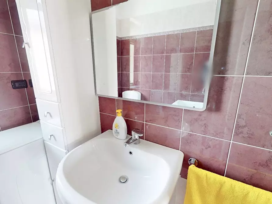 Immagine 8 di Appartamento in vendita  in via carroccio 6 a Torino