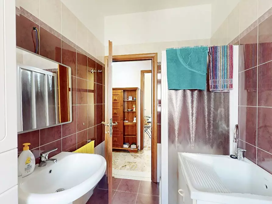 Immagine 9 di Appartamento in vendita  in via carroccio 6 a Torino