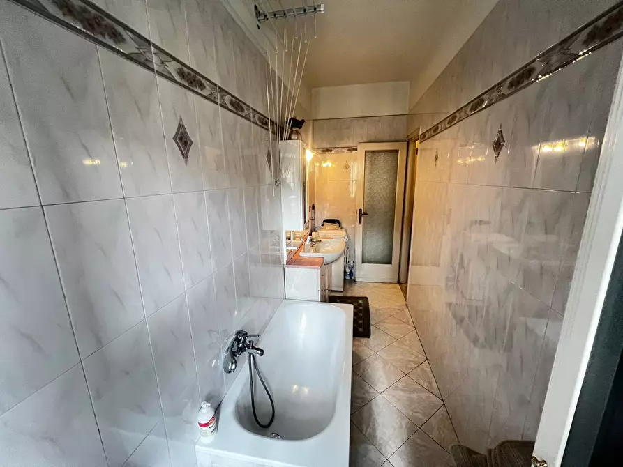 Immagine 19 di Appartamento in vendita  in via fossata 30 a Torino