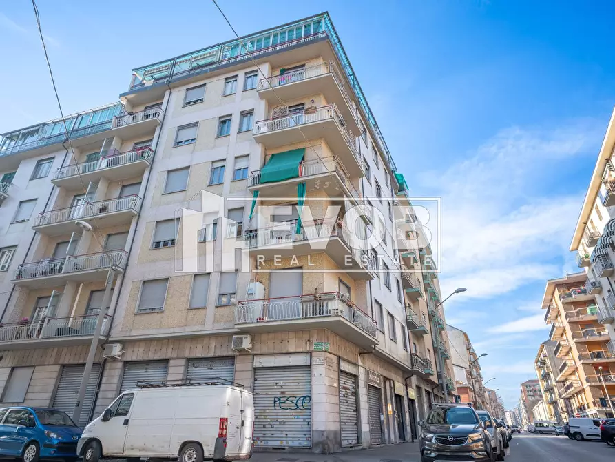 Immagine 2 di Appartamento in vendita  in Via Bernardino Luini 81 a Torino