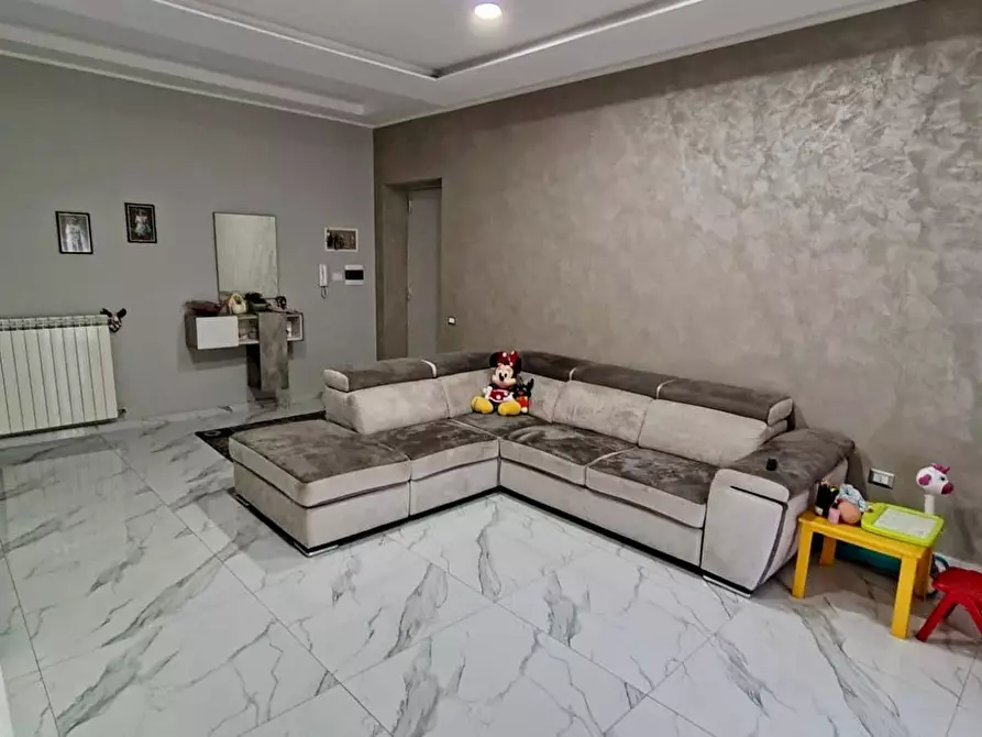 Immagine 4 di Appartamento in vendita  in Via Ofanto 2 a Acerra