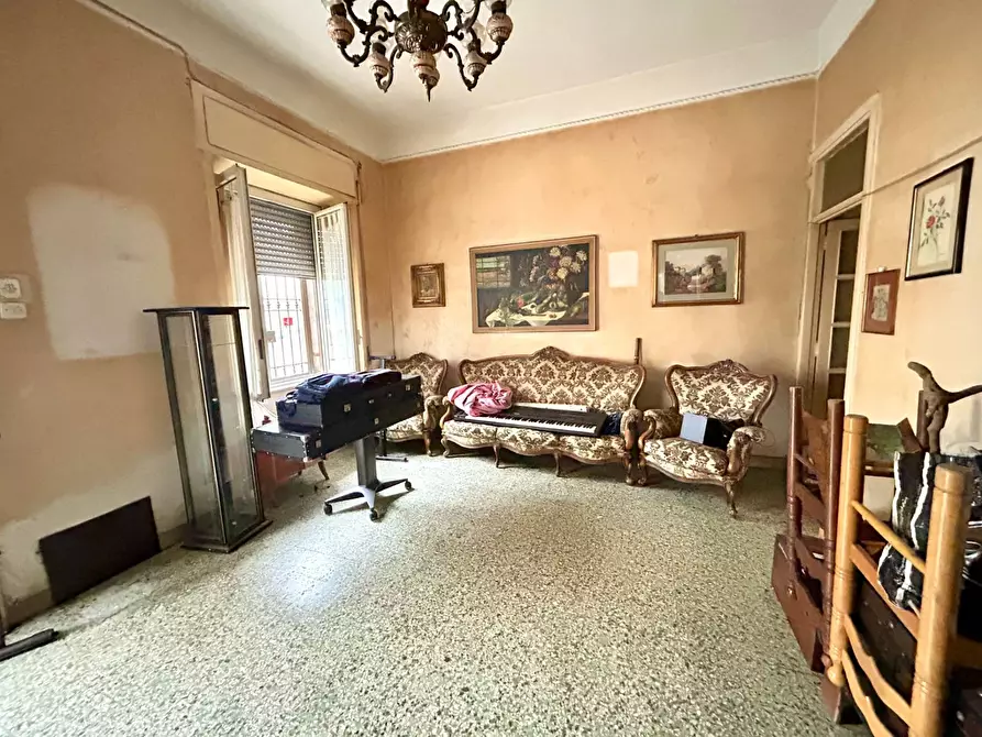 Immagine 2 di Ufficio in affitto  in Via Clanio a Acerra