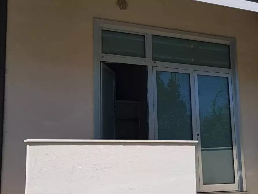 Immagine 9 di Locale commerciale in vendita  in località Pozzo Bianco zona asi 81025 a Marcianise