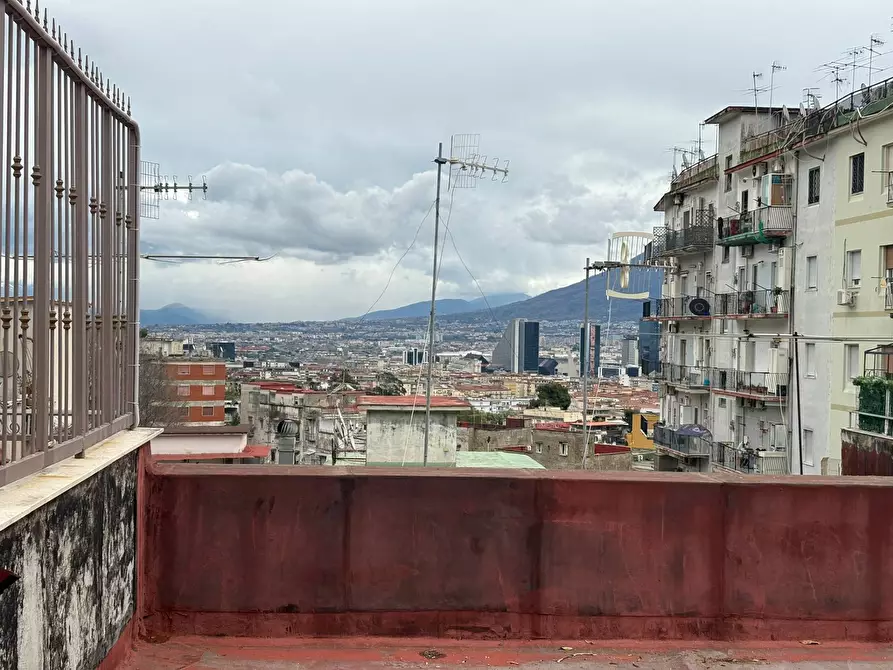 Immagine 1 di Appartamento in vendita  in Salita Miradois a Napoli