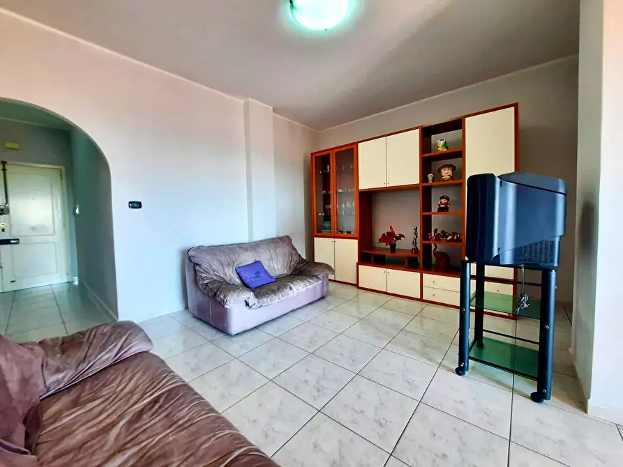 Immagine 4 di Appartamento in vendita  in Via San Razzino a Mondragone