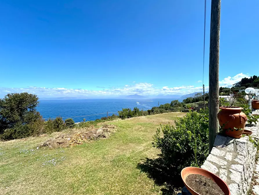 Immagine 10 di Villa in vendita  in Via Linaro a Anacapri