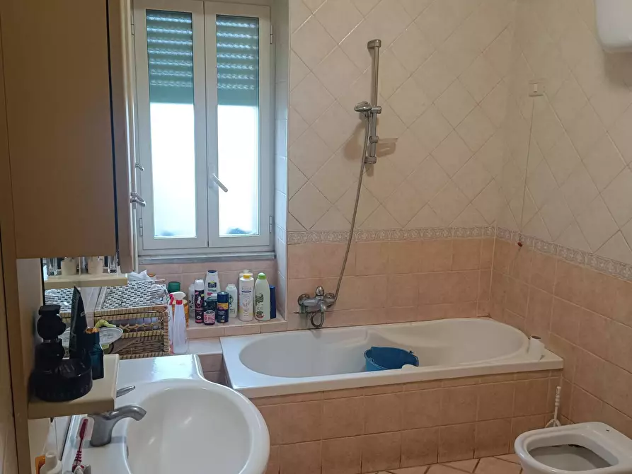 Immagine 15 di Appartamento in vendita  in Via Primo Maggio a Acerra