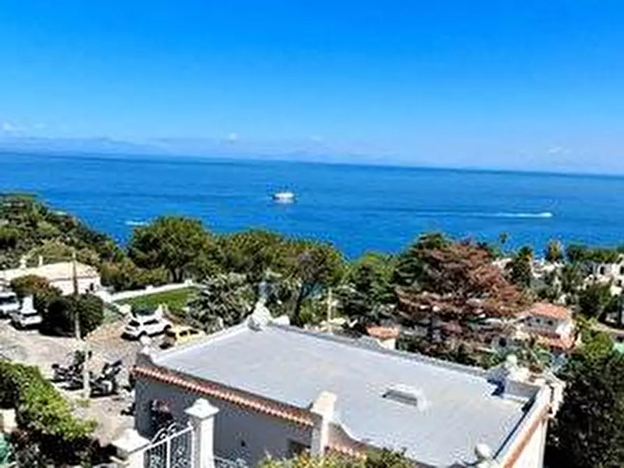 Immagine 15 di Villa in vendita  in Via Castiglione a Casamicciola Terme